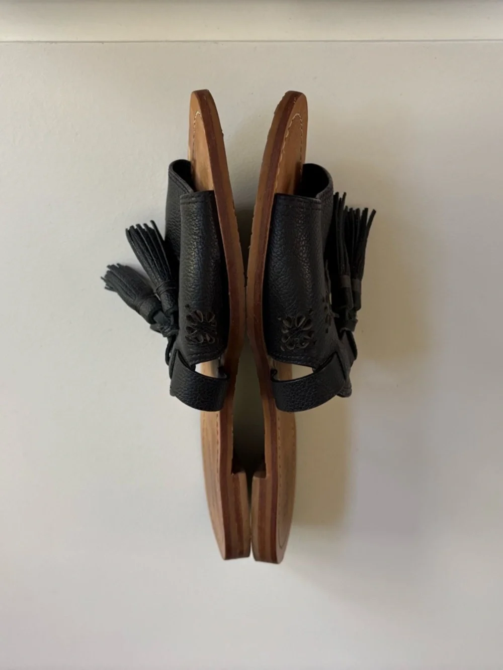 Kate Spade Claire Leather Boho Tassle Sandals 7.5 Festival
